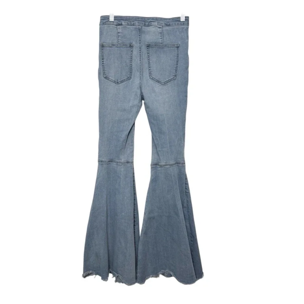 Free‎ People Flare Jeans Raw Hem Bell Bottom Stretch Light Wash W26